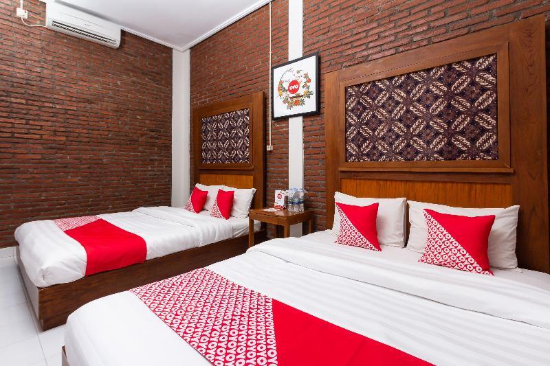 Rifka Annisa Guesthouse Syariah Redpartner Jogjacarta Exterior foto